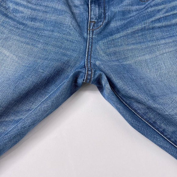 J Crew Slim Mid Rise Broken In Boyfriend Jeans Light Blue Distressed Jeans Sz 26 - Picture 8 of 12